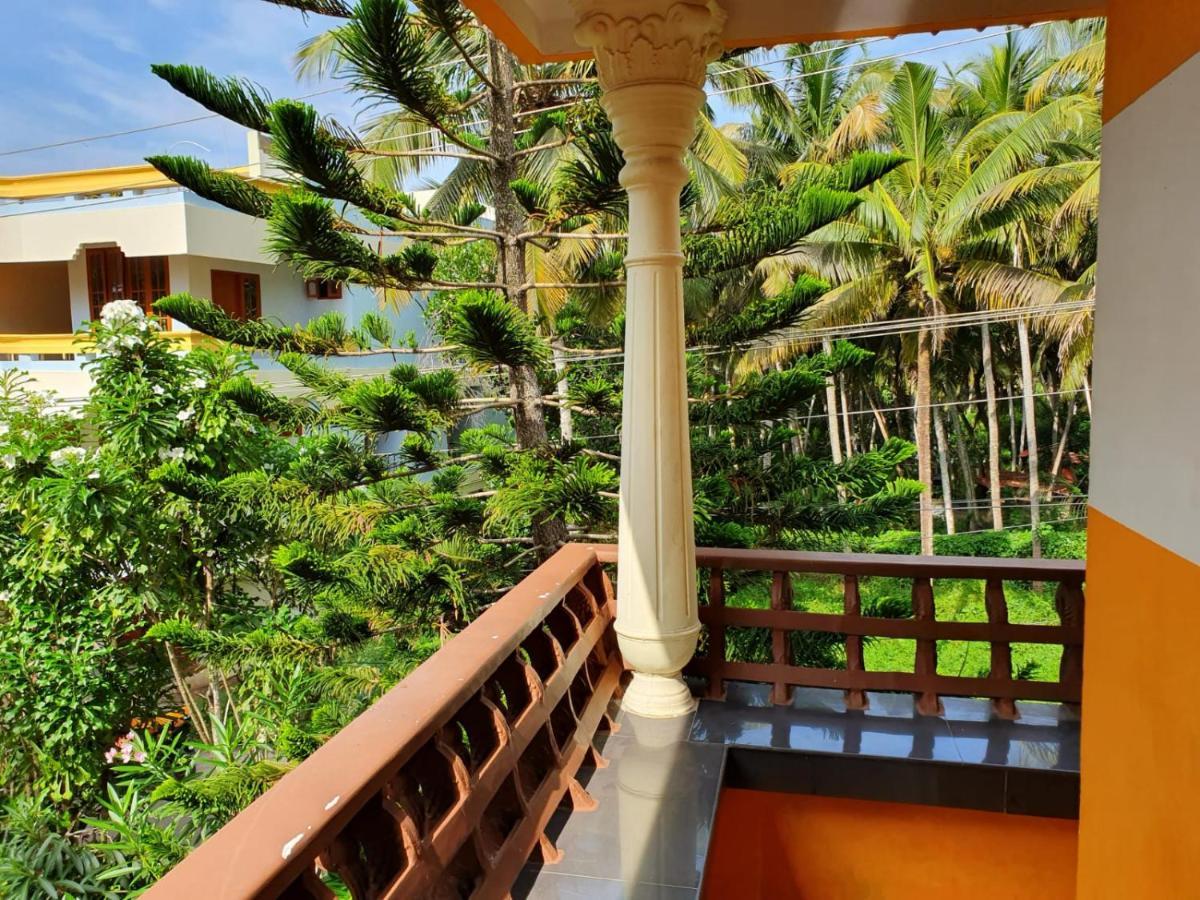 Appartamento Thriphala Ayurveda Yogashram Thiruvananthapuram Esterno foto