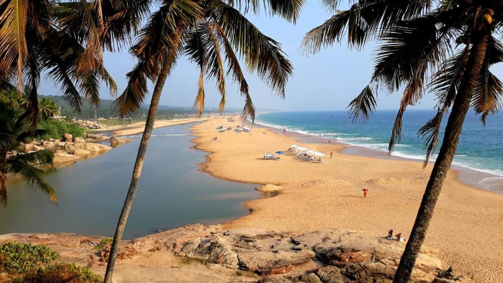 Appartamento Thriphala Ayurveda Yogashram Thiruvananthapuram Esterno foto